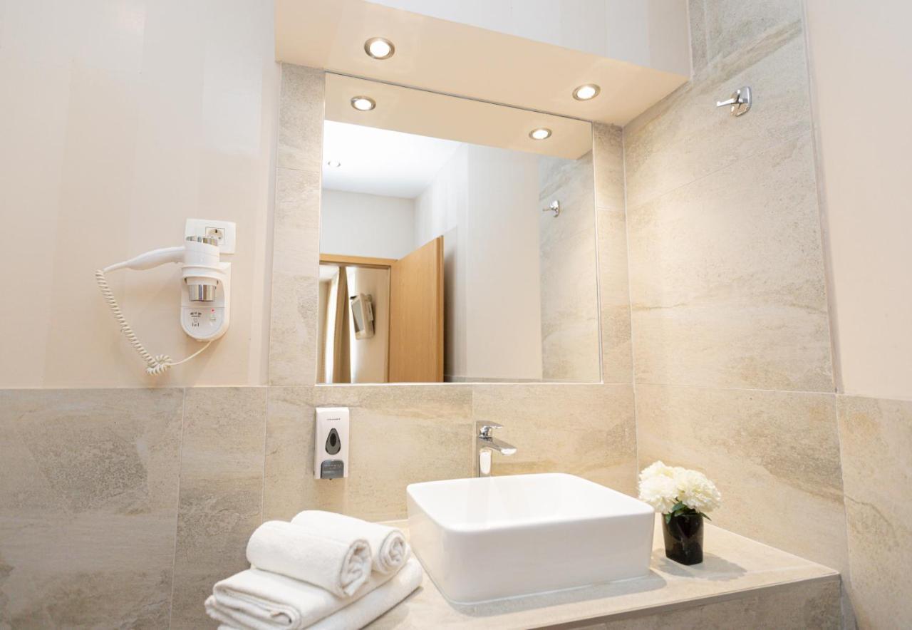 פודסטראנה Hotel Bozikovina 3 מראה חיצוני תמונה